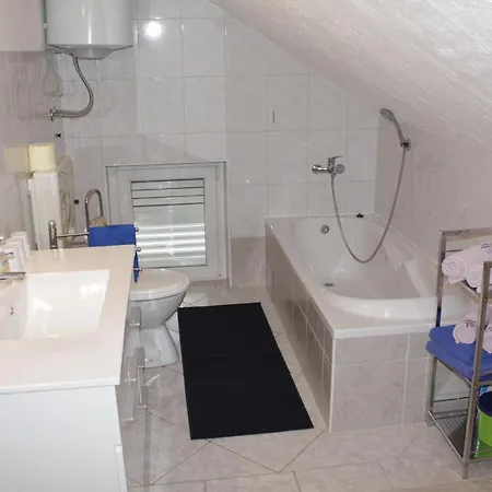 Apartmán Apartments Mato - 100M From Beach Anić